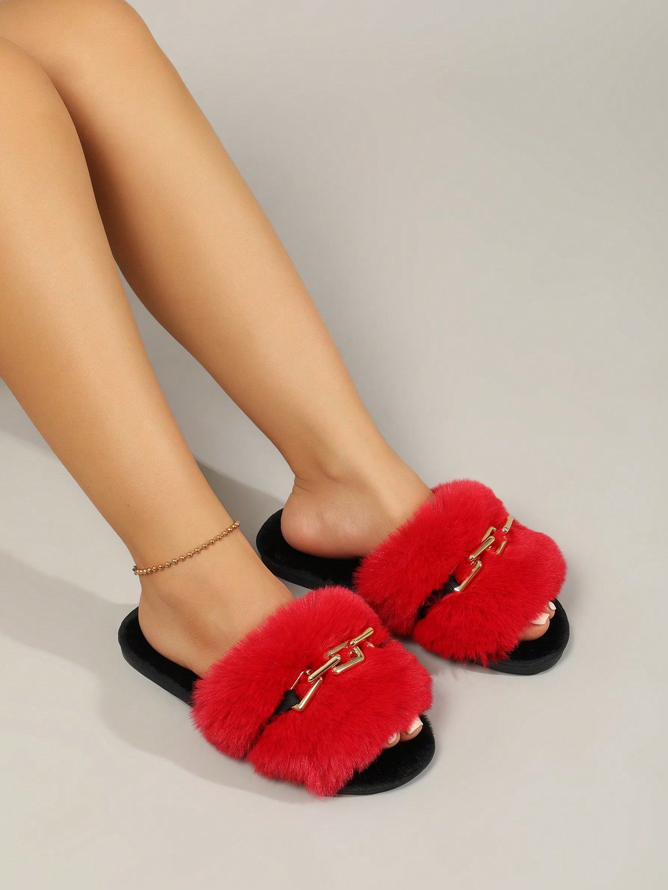 Chain Fluffy Slippers