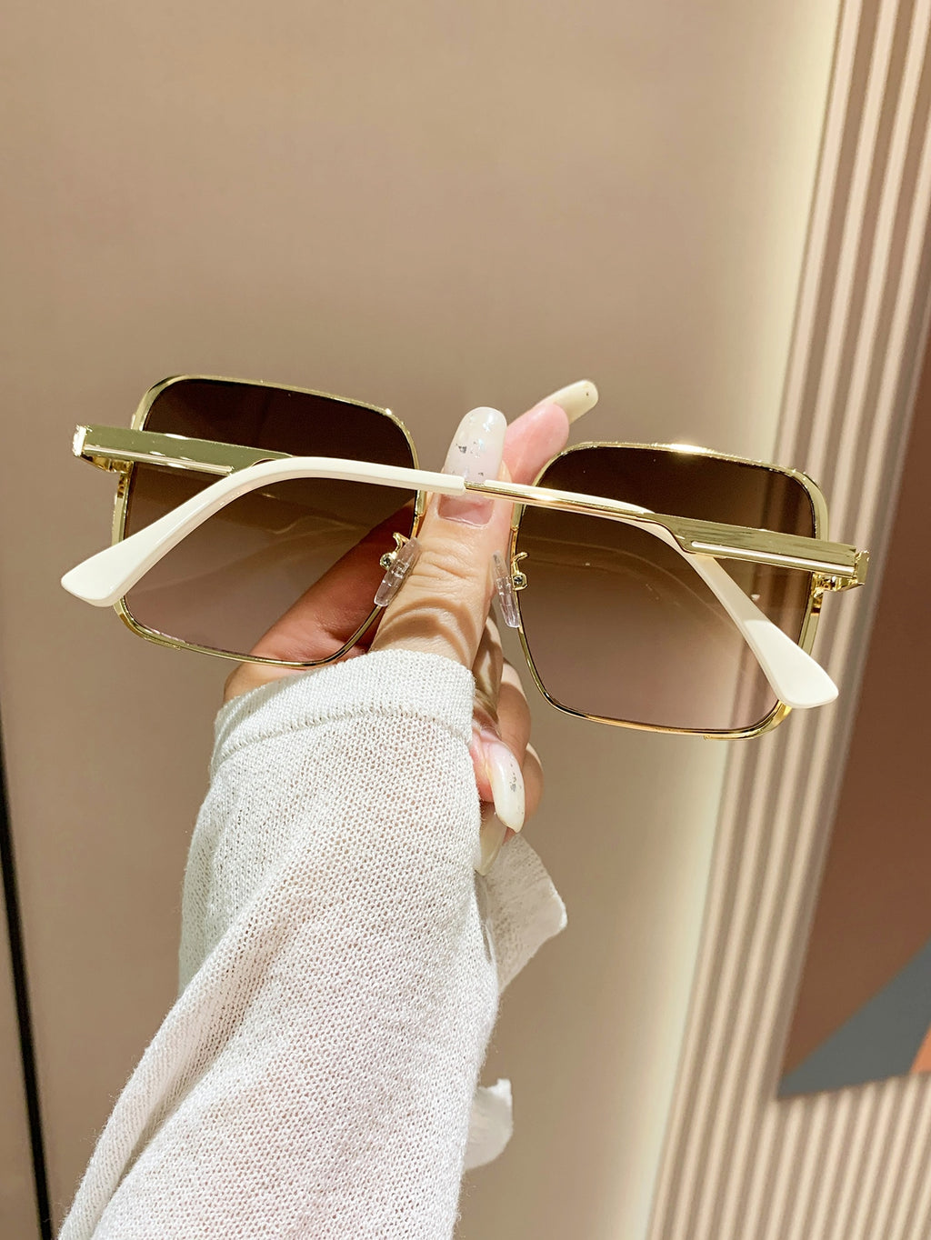 1pc Square Beach Sunshade