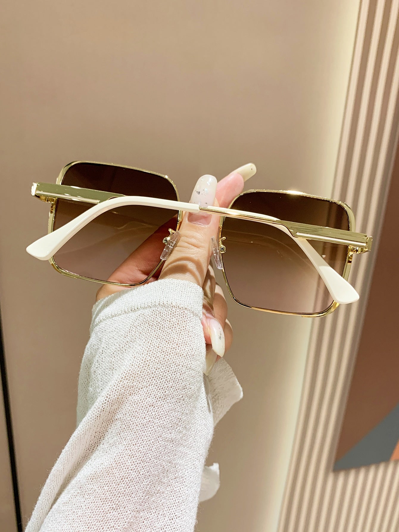 1pc Square Beach Sunshade